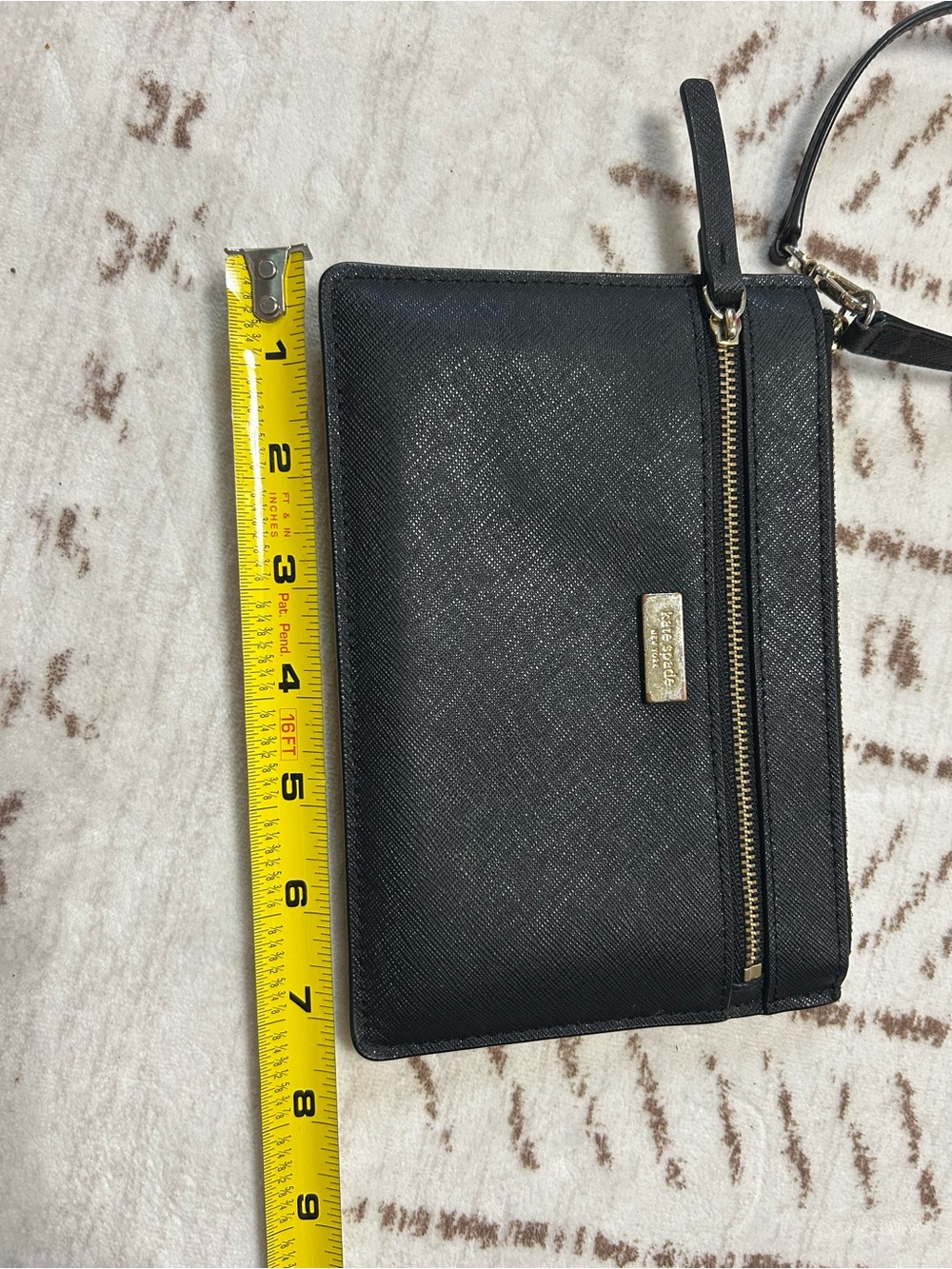 Kate Spade New York Black Saffiano Leather Wristlet Zip Clutch Quiet Luxury - Picture 6 of 7